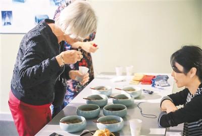 点击进入下一页