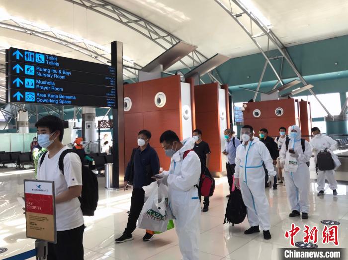 印尼赴华航班旅客实行起飞前闭环健康管理并多次核酸和血清抗体检测