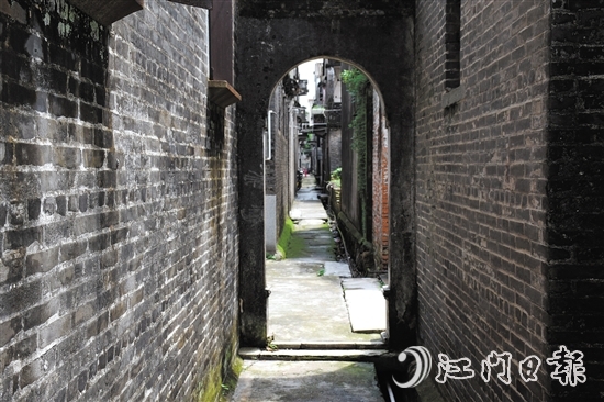 统筹规划的青砖古巷颇具历史风韵。