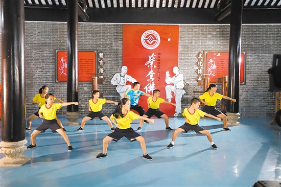 京梅村是全国乡村旅游重点村，也是享誉世界的武术蔡李佛拳的发源地。任晓盈摄