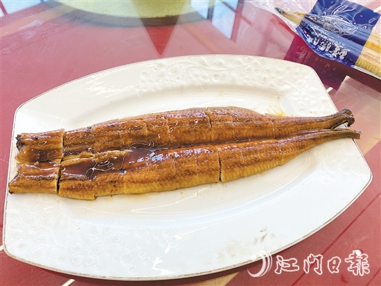 台山市共荣食品有限公司的烤鳗获得最佳创意奖。