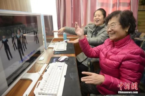 点击进入下一页