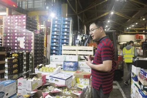 点击进入下一页