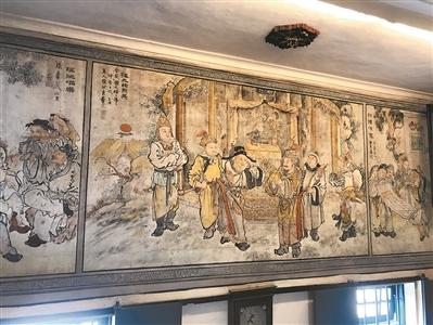  开平立园里的传统壁画。