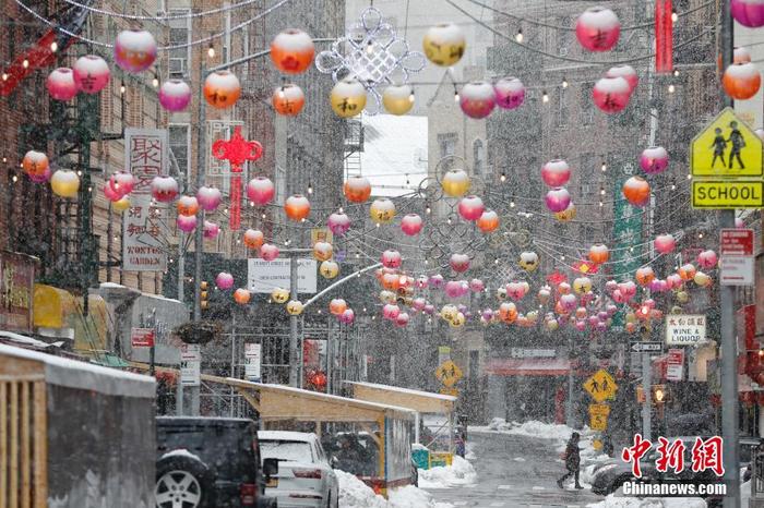 纽约华埠：疫情中迎牛年春节华人盼“瑞雪兆丰年”