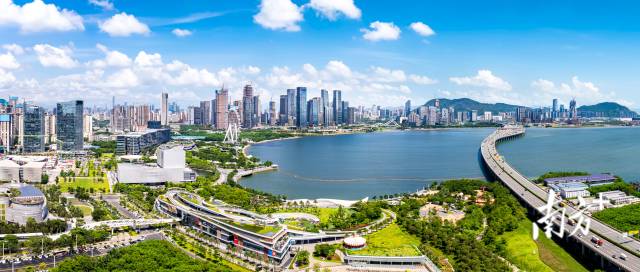 前海深港现代服务业合作区。